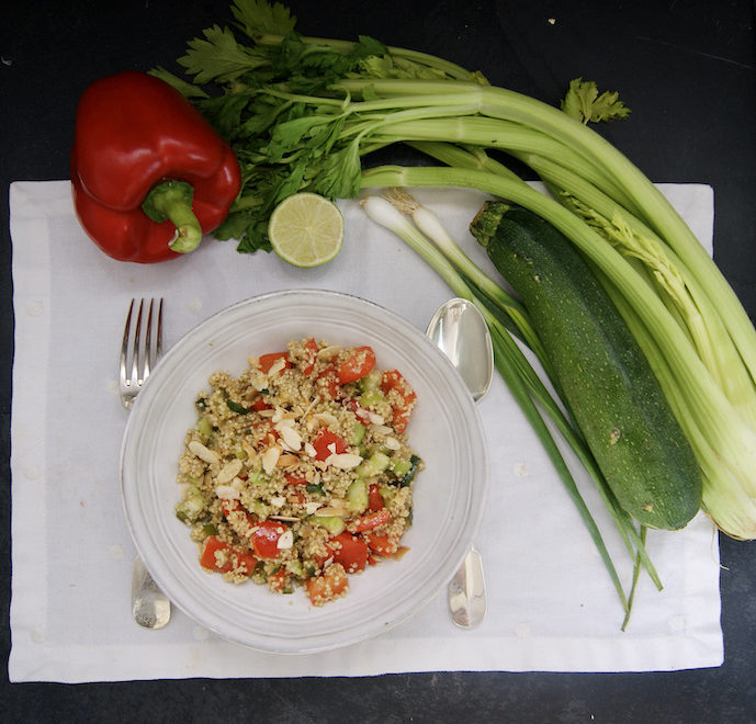 Salade de quinoa aux amandes rôties poêlées