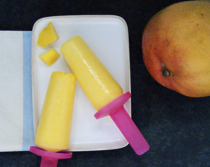 Sucettes glacées à la mangue