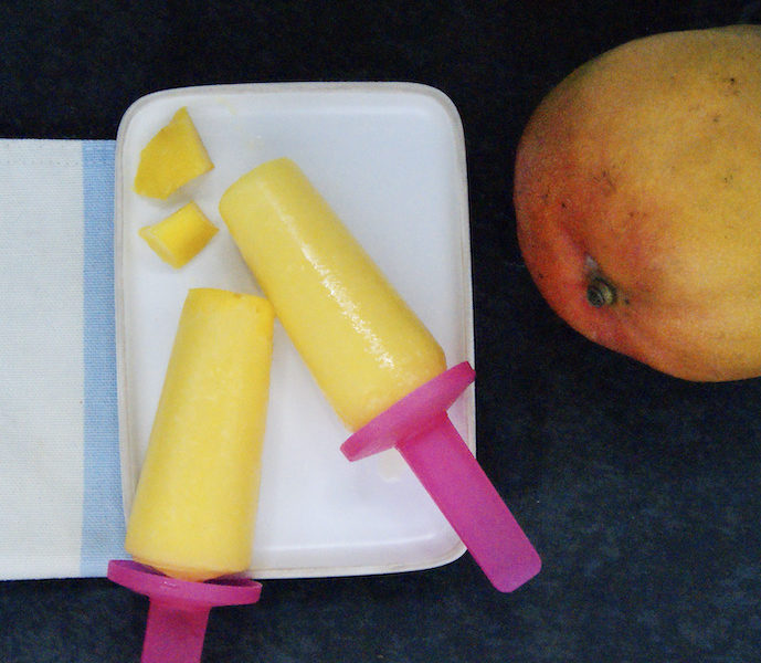 Sucettes glacées à la mangue