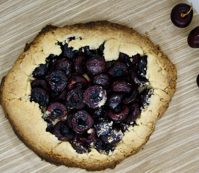 Tarte rustique aux cerises