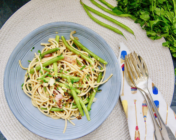 Carbonara au citron, lardons et haricots verts