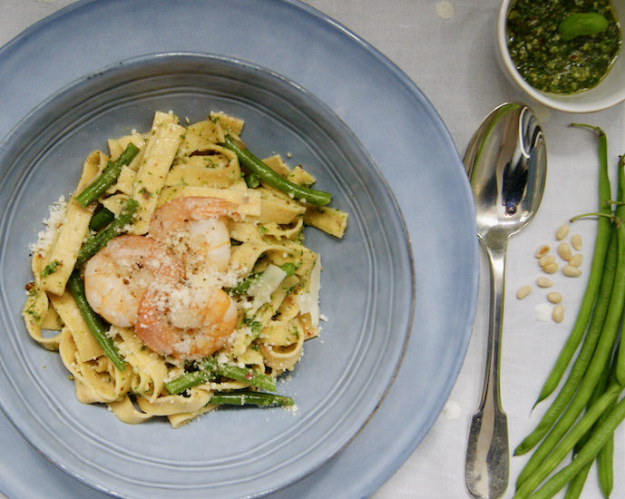 Pâtes aux crevettes et haricots verts