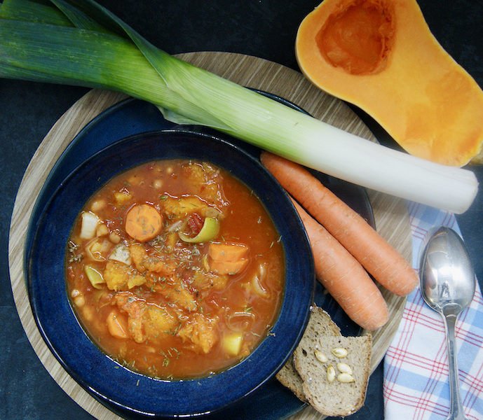 Soupe-repas d&rsquo;hiver aux haricots blancs