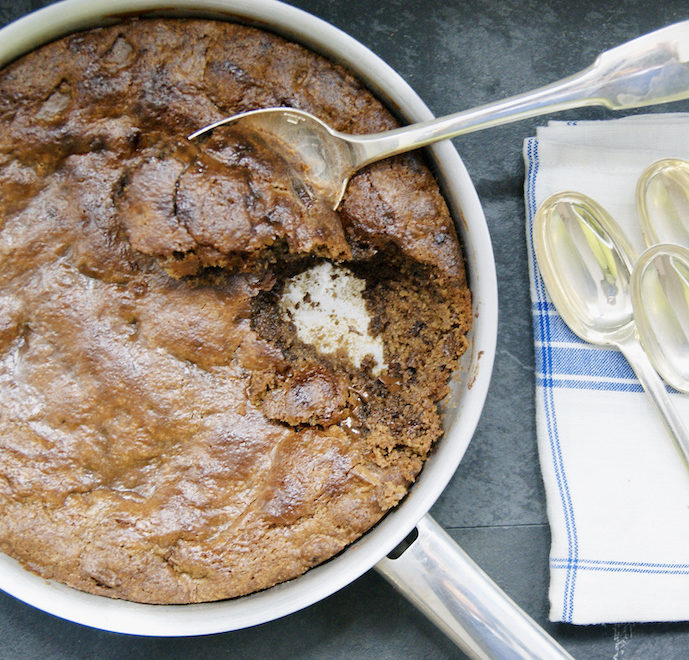 Moelleux fondant au chocolat à la poêle à partager