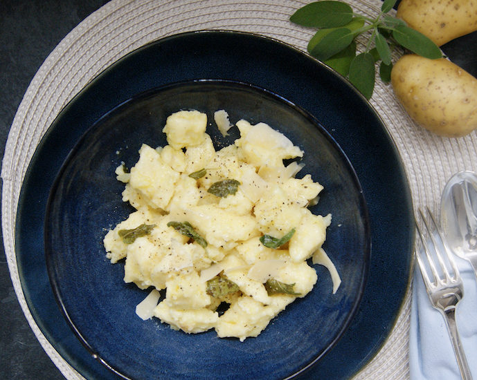 Gnocchi sans gluten au beurre parfumé à la sauge