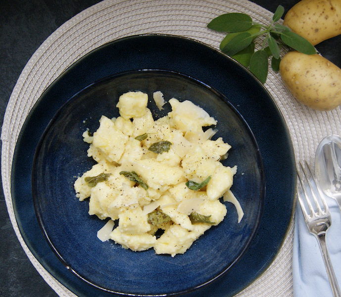 Gnocchi sans gluten au beurre parfumé à la sauge