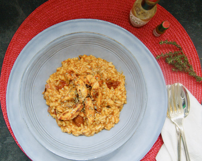 Risotto et aiguillettes de poulet à la tomate épicée