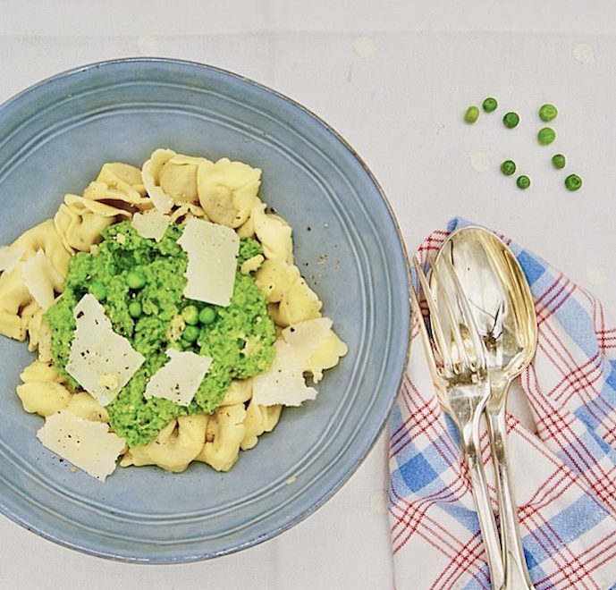 Tortellini au jambon, sauce aux petits pois