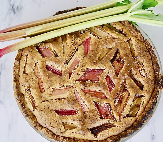 Tarte rhubarbe et noisettes