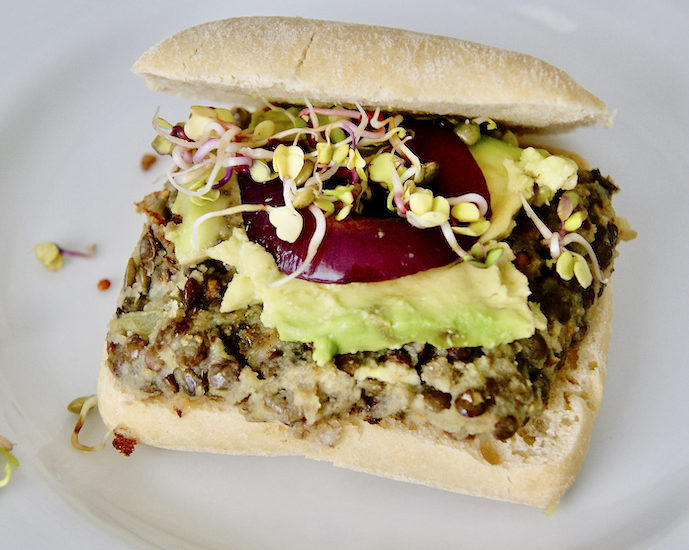 Burger aux lentilles et pommes de terre