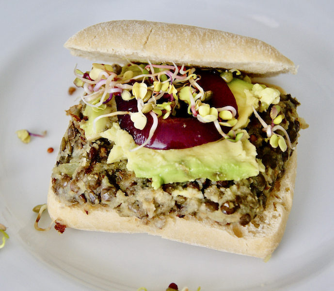 Burger aux lentilles et pommes de terre
