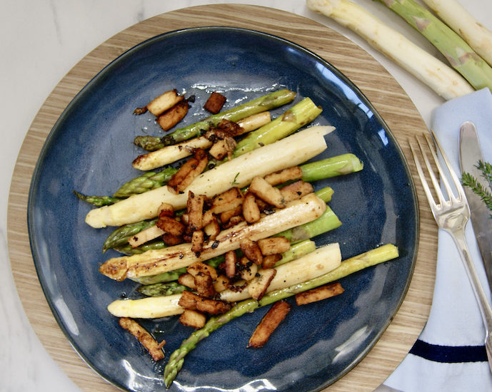 Asperges au tofu et beurre balsamique