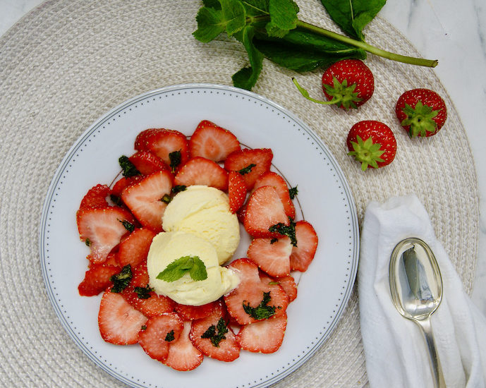 Fraises à la menthe
