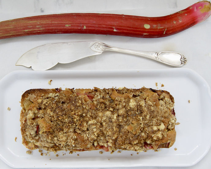 Cake et crumble à la rhubarbe