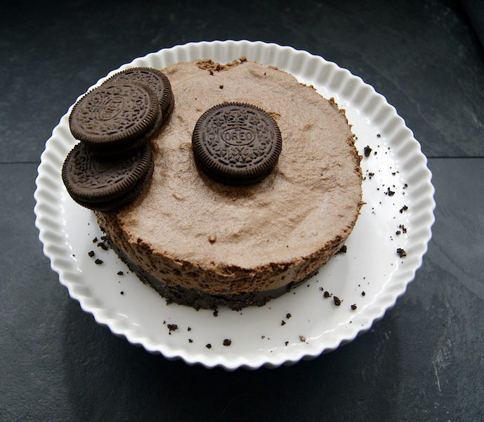 Gâteau de mousse au chocolat aux Oreo
