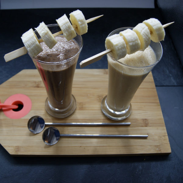 Milkshakes de rêve au chocolat et à la banane