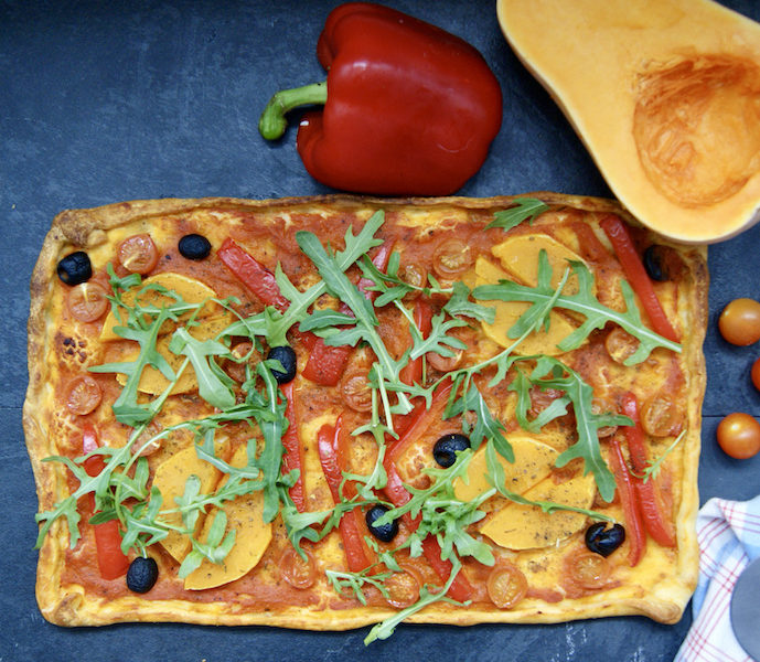 Pizza courge, poivron et tomates