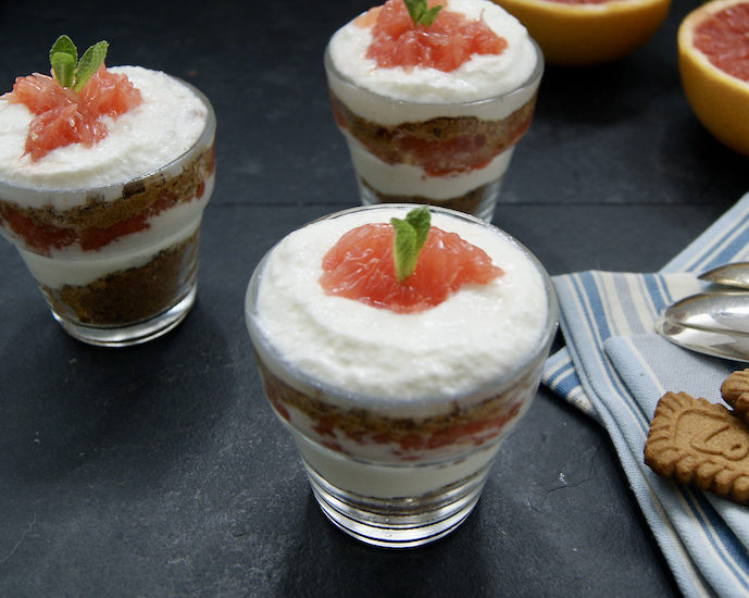 Tiramisu léger au pamplemousse rose