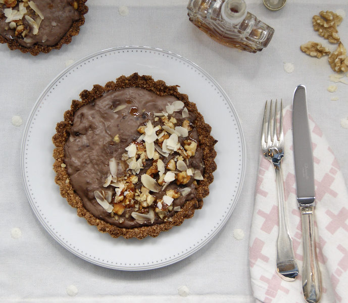 Tarte au cacao et noix