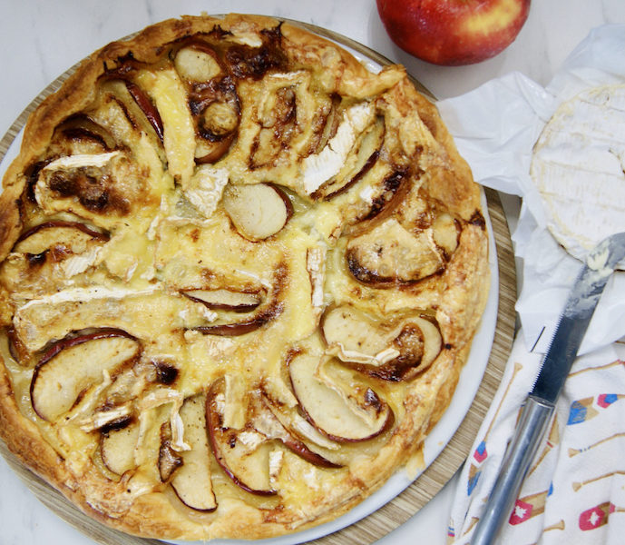Tarte fine aux pommes et au Camembert