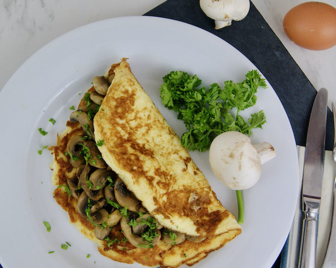 Omelette soufflée aux champignons