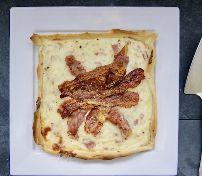 Tourte au jambon et bacon croustillant