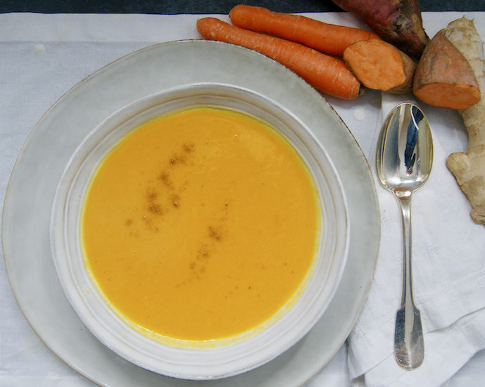Velouté de carottes et patates douces au lait de coco
