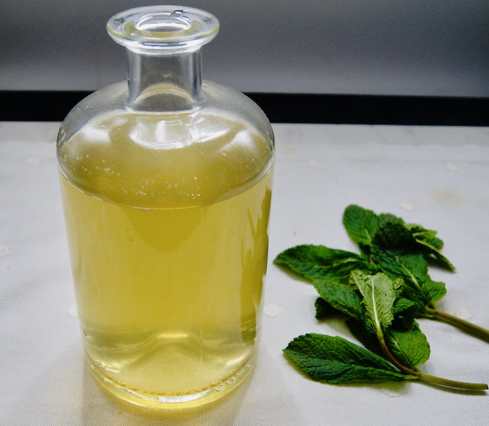 Sirop-de-menthe-du-fond-de-mon-jardin