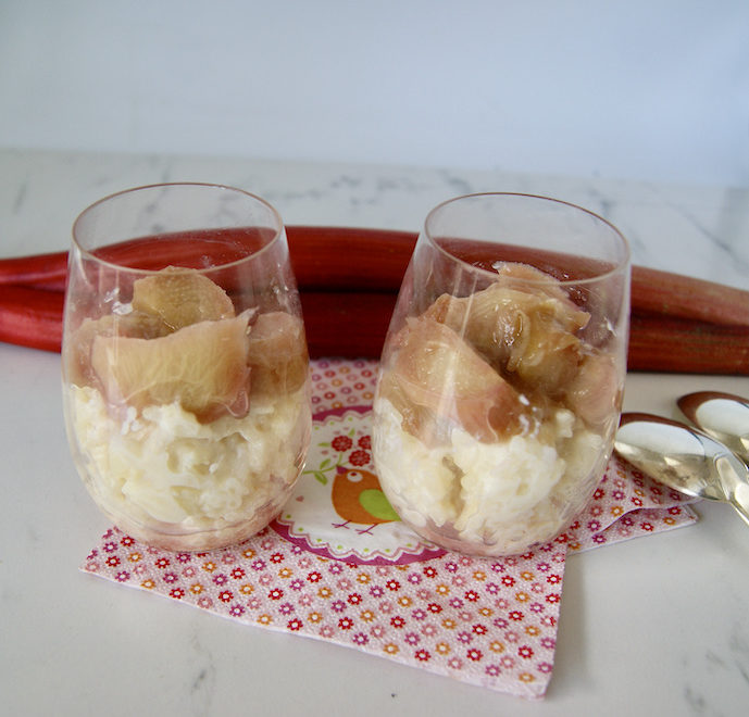 Riz au lait et compote de rhubarbe