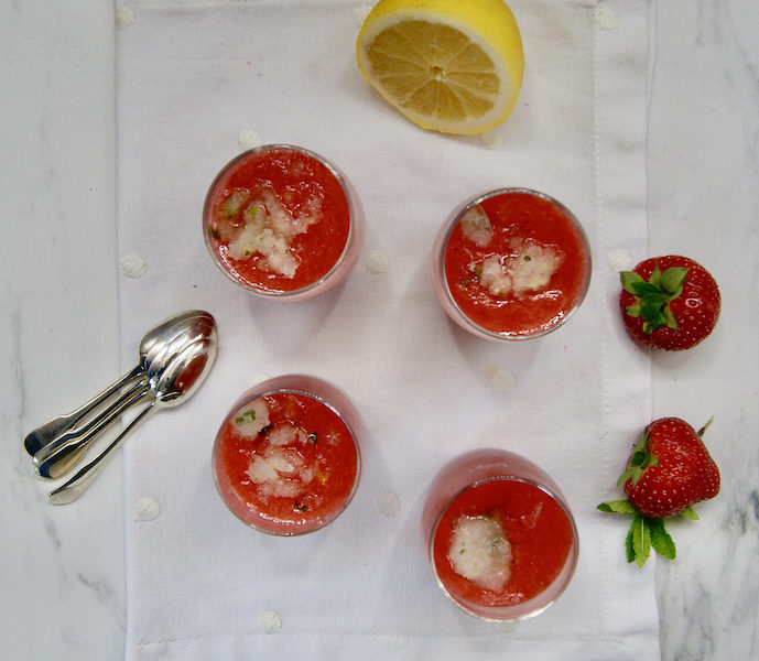 Soupe de fraises et granité de citron à la menthe