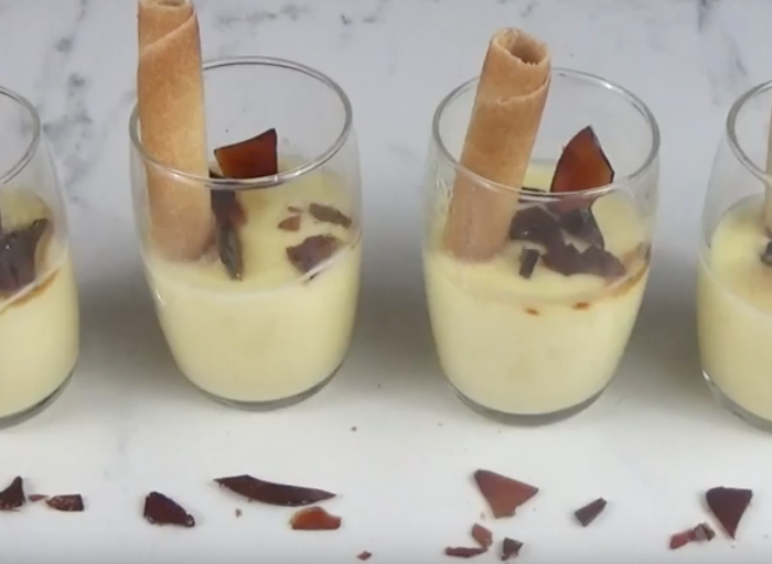 Petite crème aux brisures de caramel