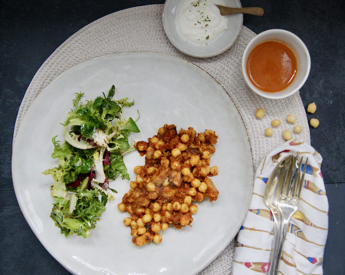 Poêlée de tofu aux pois chiches, sauce aux tomates séchées