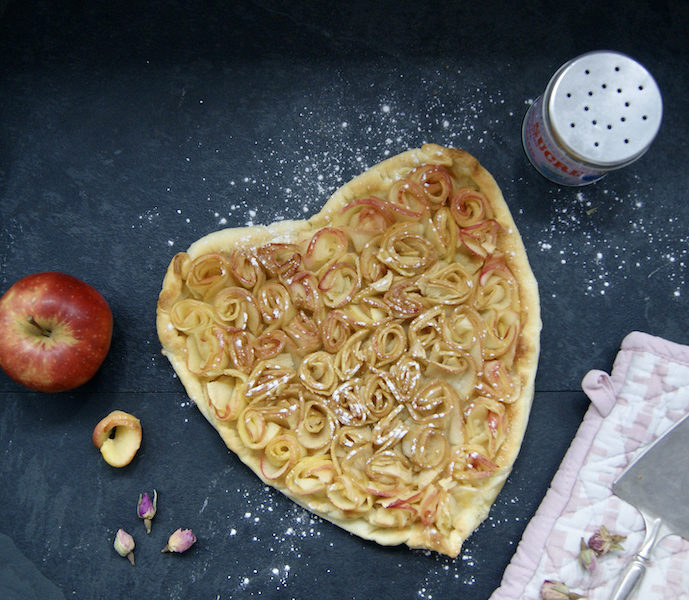 Tarte aux roses de pommes de Saint Valentin