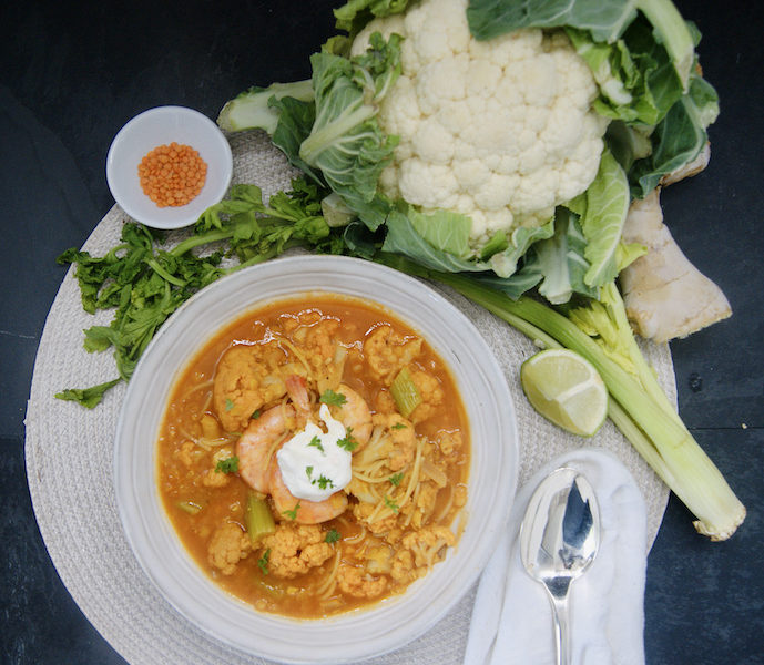Soupe-repas aux lentilles, chou-fleur et crevettes