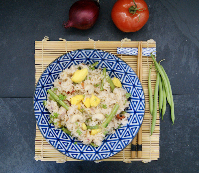Riz sauté thaï aux haricots verts et à la mangue